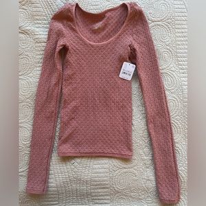 NWT Intimately Free People M/L pink/blush color textured with long sleeves ⭐️